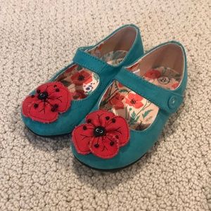 EUC- OshKosh Mary Janes, toddler size 8